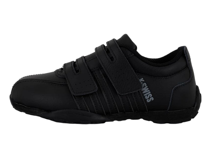 Tenis deportivo infantil K-Swiss color negro monocromático, vista lateral.