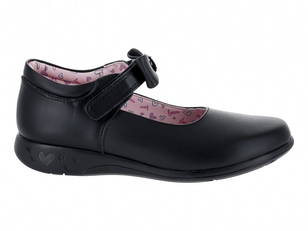 Zapato escolar negro para niña con moño y forro interior rosa con corazones.