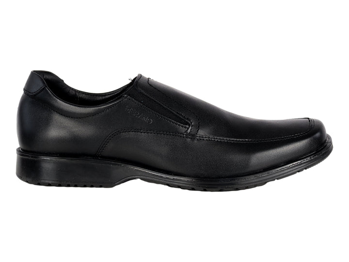 Zapato Merano color negro, estilo slip-on elegante y formal.