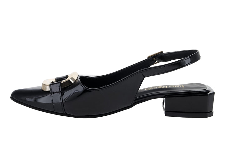 Zapato de tacón bajo en charol negro con punta fina, hebilla dorada y correa ajustable para Mujer.