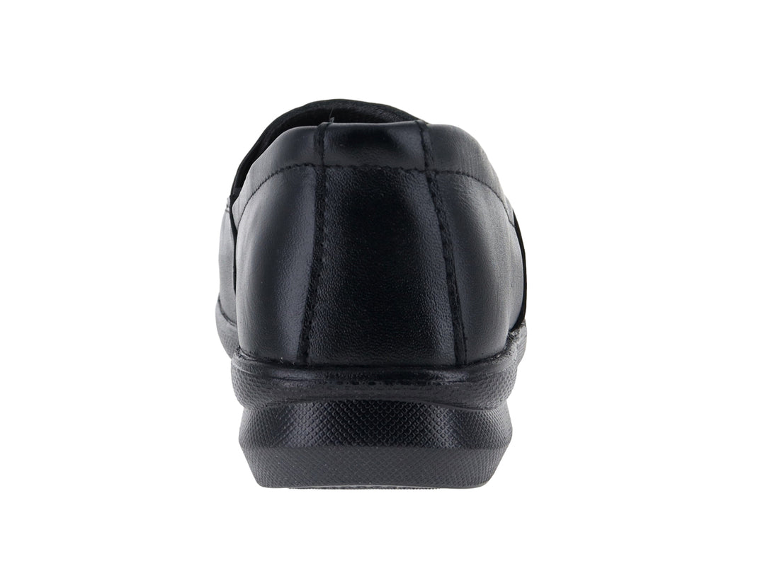Zapato plano color negro para mujer, estilo confort con forro interior café.