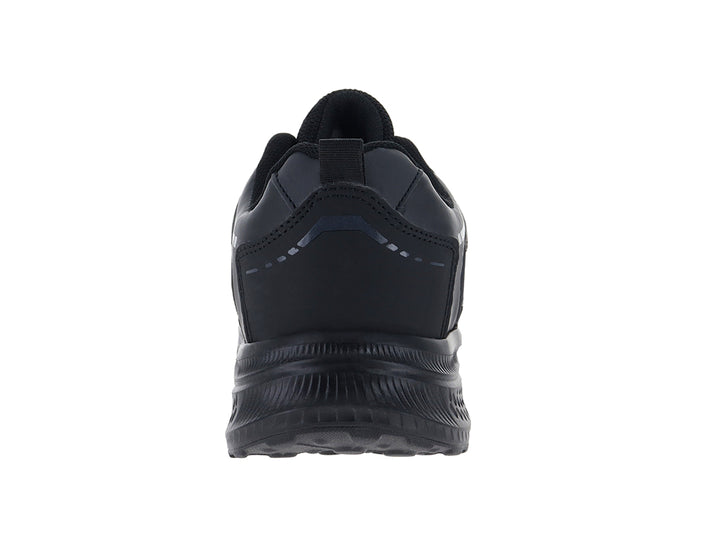 Tenis deportivos Andrax en color negro con detalles en malla textil y suela robusta.