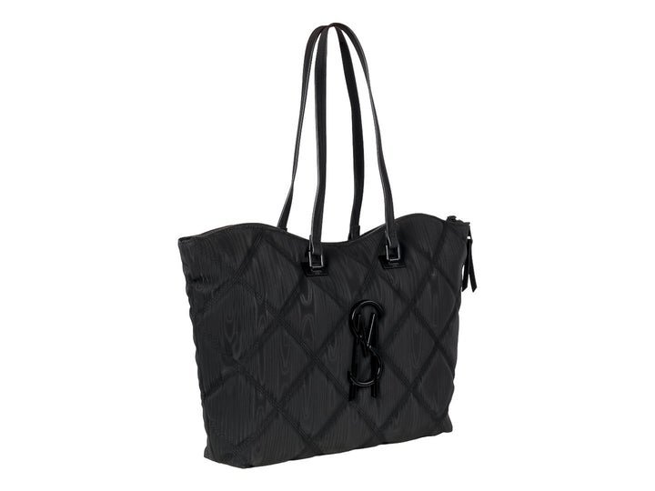 Bolso tote negro acolchado de Steve Madden con logotipo M central y asas largas.