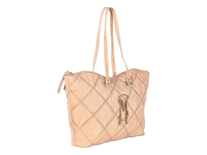 Bolsa tote color tan de Steve Madden con diseño acolchado y herrajes dorados.