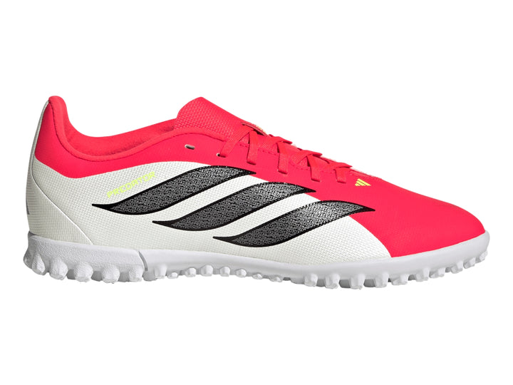Zapato de fútbol Adidas Predator Club TF en colores rosa, blanco y negro con suela para césped sintético.