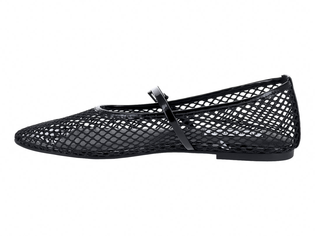 Zapatos planos negros de Steve Madden con diseño de malla y correa de charol.