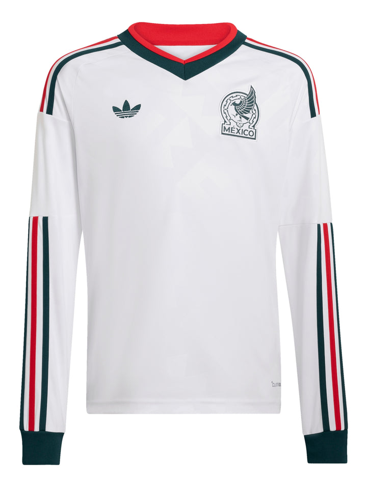Jersey de fútbol Adidas blanco de manga larga con detalles en verde y rojo y escudo de la selección mexicana.