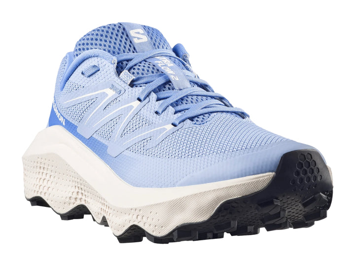 Tenis deportivos Salomon Ultra Flow 2 en color azul brunnera blue con suela blanca y negra para trail running.