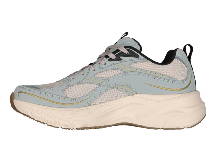 Tenis deportivos Charly color azul claro y beige con suela ancha y detalles en malla.