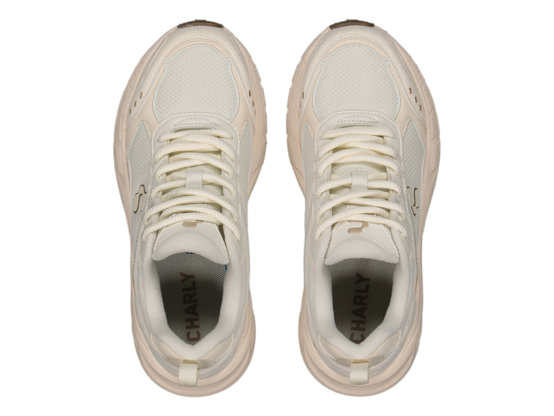 Tenis Charly color beige fashion sport con suela de plataforma gruesa y detalles sintéticos.