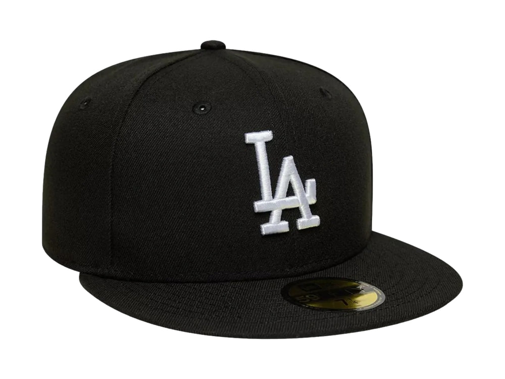 Gorra de béisbol New Era color negro con logo de Los Angeles Dodgers bordado en blanco.