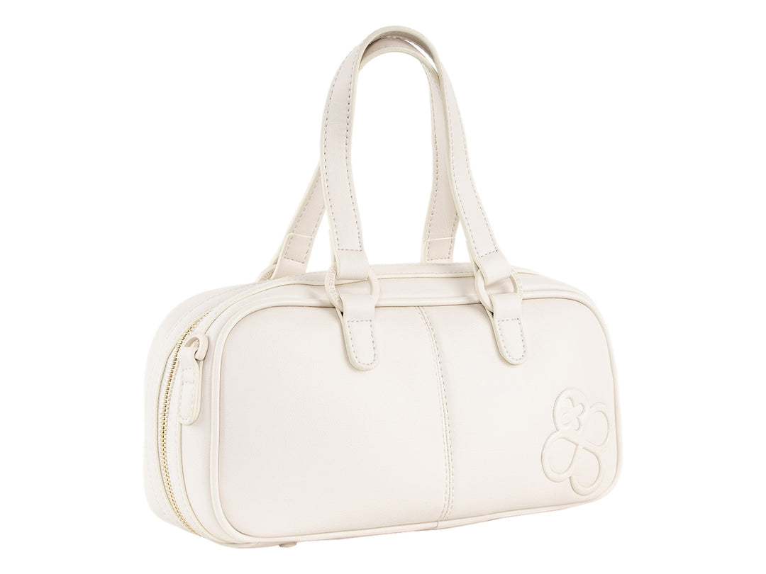 Bolsa de mano color beige con asas y detalle en relieve frontal.