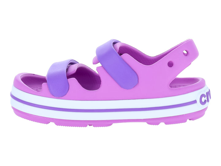 Sandalias Crocs modelo Bubble Crocband Cruiser en color morado con suela blanca y correas ajustables.