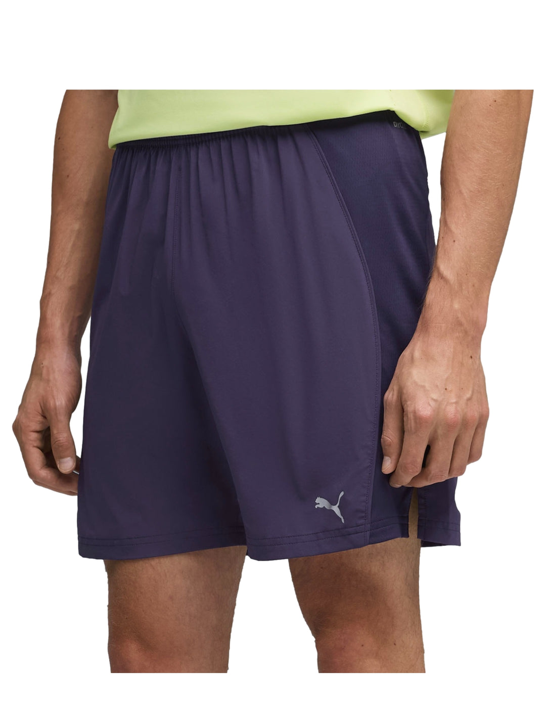 Shorts deportivos PUMA color Deep Plum para Hombre.