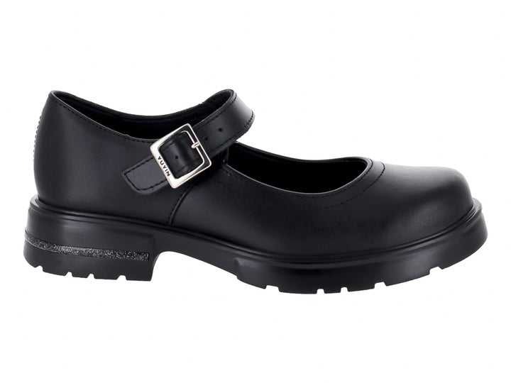 Zapato escolar negro con correa, hebilla plateada y detalle brillante en la suela.