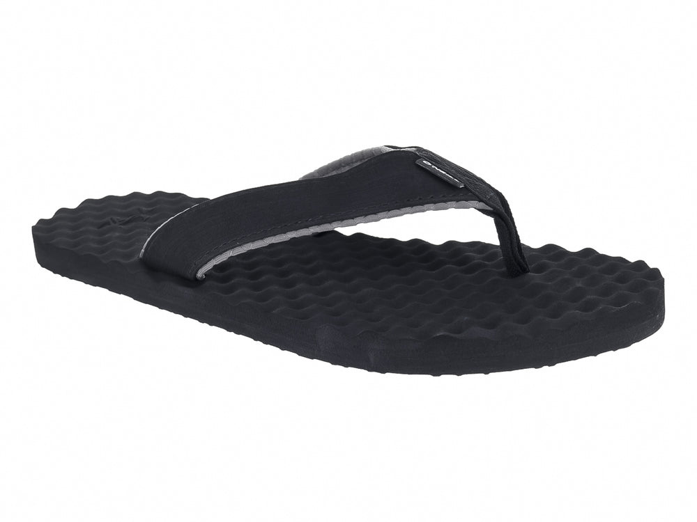 Sandalias O'Neill modelo Koosh Structure en color negro con suela de textura alveolar.