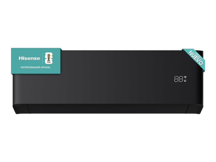 Aire acondicionado split Hisense de color negro con panel digital frontal.