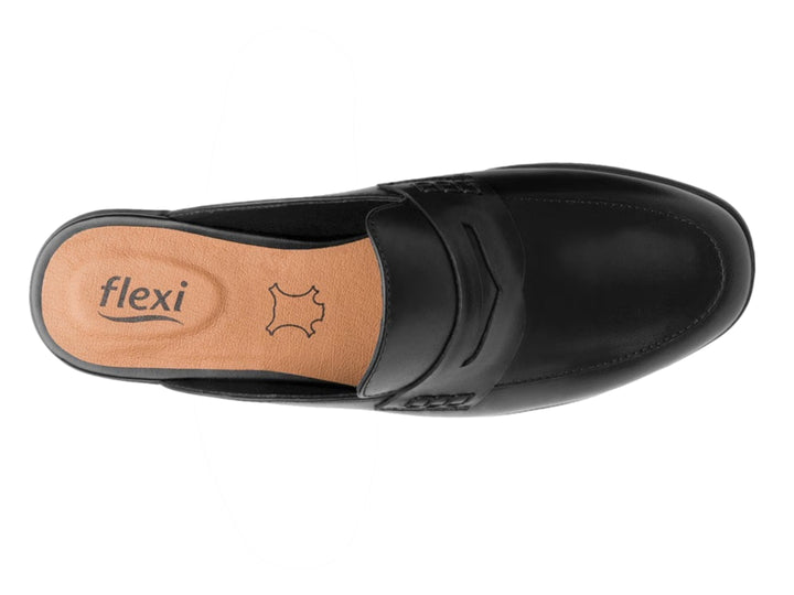 Zapato tipo mule de cuero color negro con punta cerrada y talón abierto.
