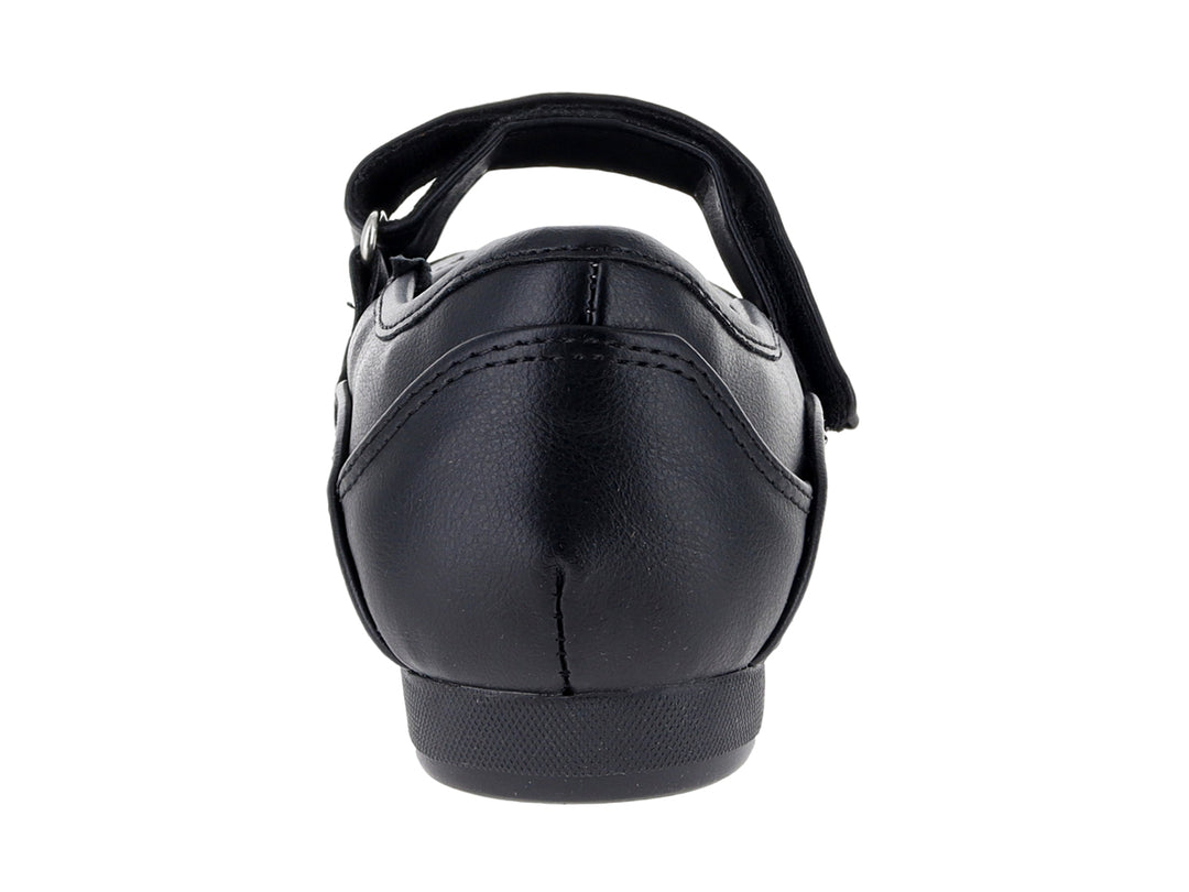 Zapato plano tipo ballerina color negro con correa de ajuste.