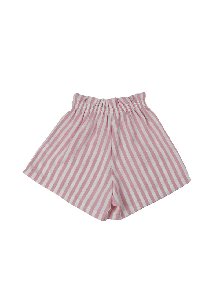 Conjunto de camisa y short a rayas rosas y blancas para niña.