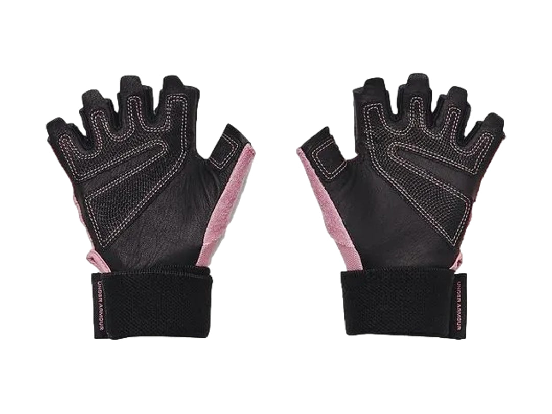 Par de guantes de levantamiento de pesas Under Armour color rosa con detalles y correas negras.