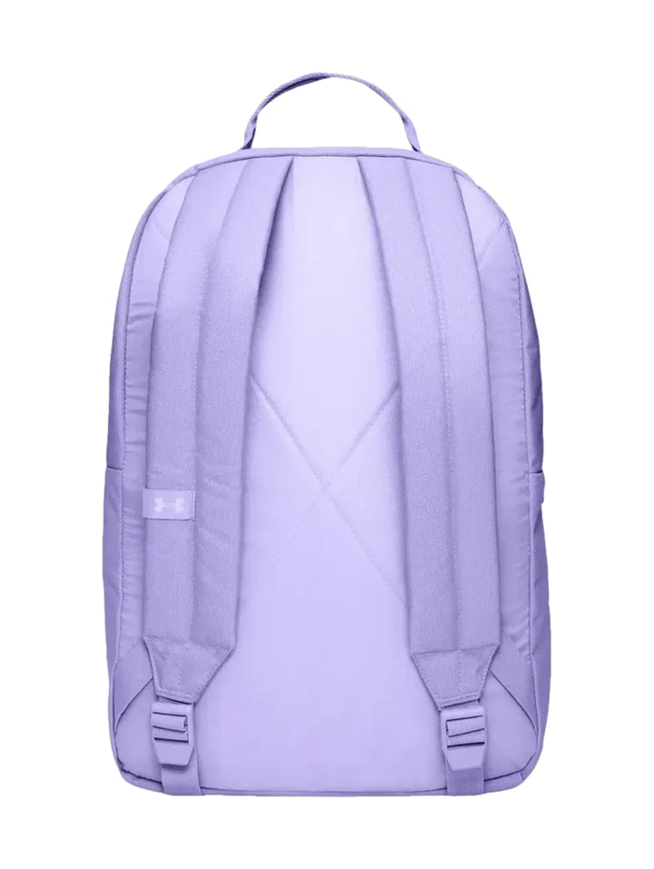 Mochila escolar Under Armour de color morado con logotipo blanco frontal.