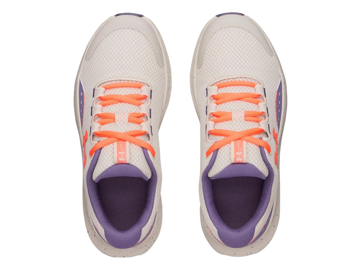 Tenis deportivos Under Armour color blanco con detalles en morado y naranja para Niña.
