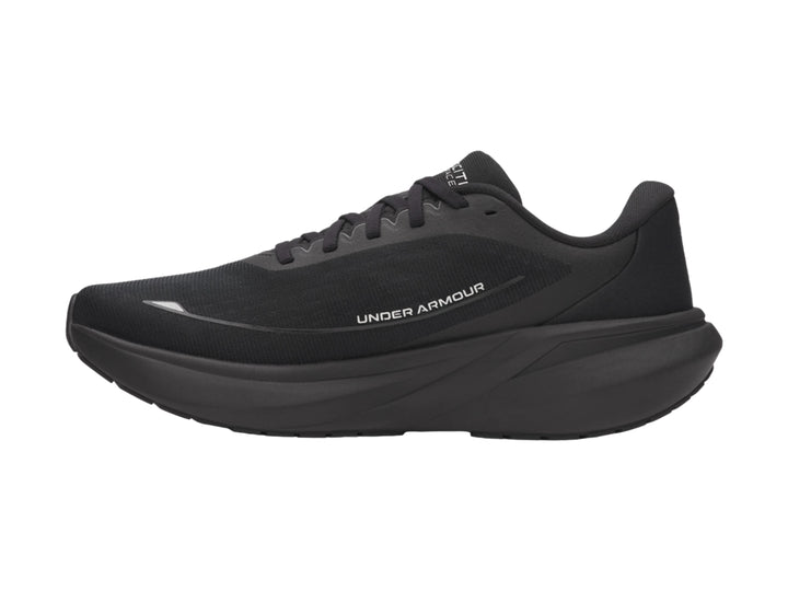 Tenis deportivos Under Armour UA Velociti Pace en color negro con suela gruesa y logotipo lateral.