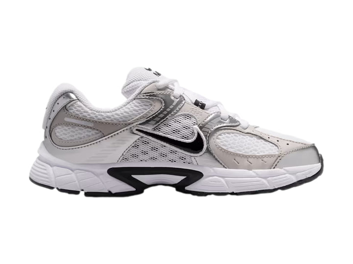Tenis Nike V5 RNR Blanco y Gris para Niño