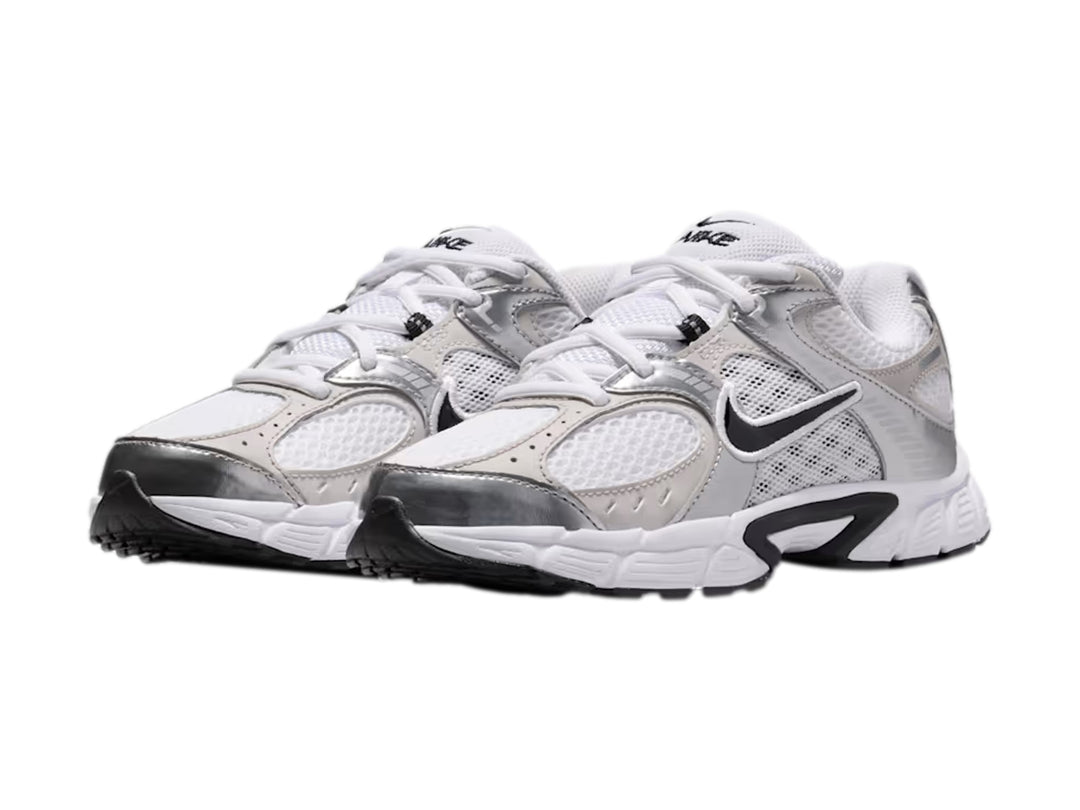 Tenis Nike V5 RNR Blanco y Gris para Niño