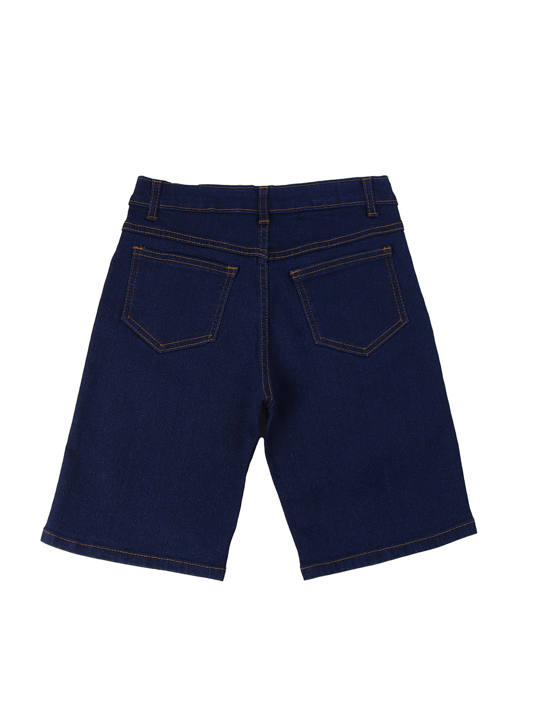 Conjunto para niño compuesto por camiseta gris a rayas y short azul marino.
