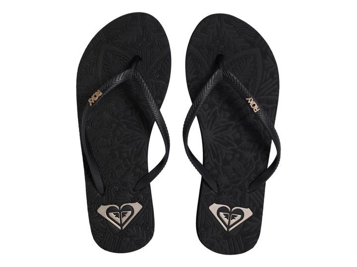 Sandalia Roxy Antilles II color negro para mujer con suela texturizada y diseño de dedo.