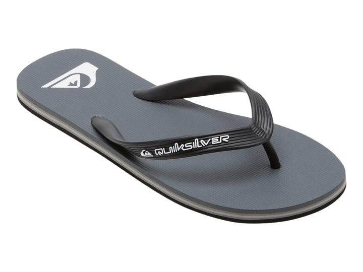 Sandalias Quiksilver color gris y negro, estilo casual de dedo.