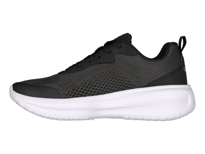 Tenis Charly Road Casual en color negro con suela blanca y detalle de logo morado lateral.
