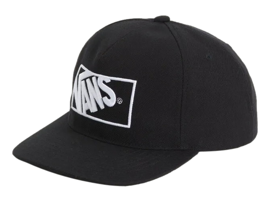 Gorra snapback negra de Vans con logotipo blanco en el frente y visera plana.