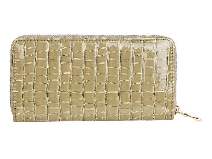Cartera color verde con textura de cocodrilo y detalles en dorado.