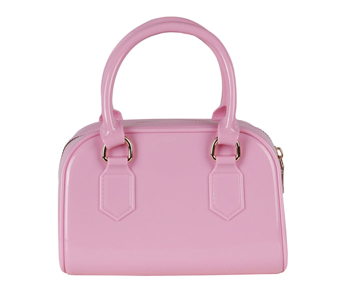 Bolsa de plástico color rosa brillante con asa superior y detalles metálicos dorados.
