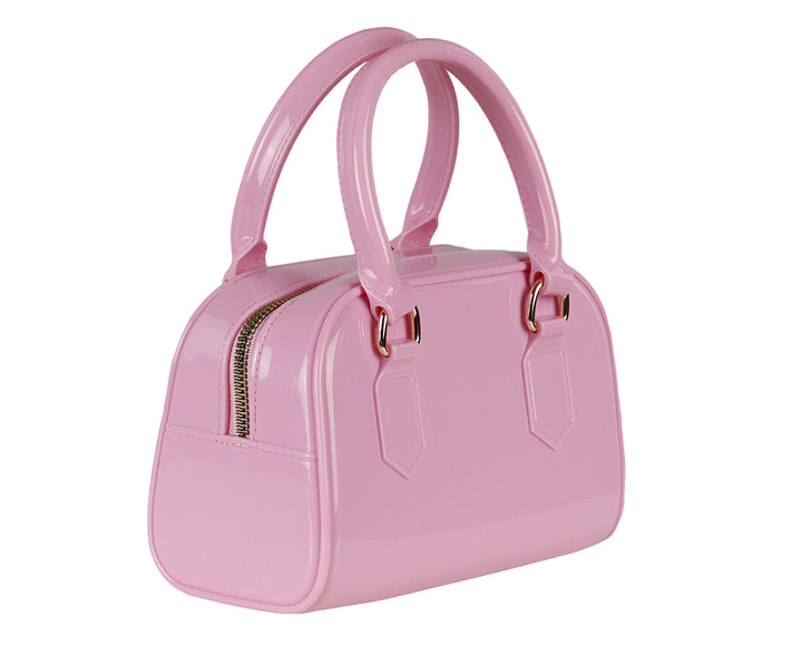 Bolsa de plástico color rosa brillante con asa superior y detalles metálicos dorados.