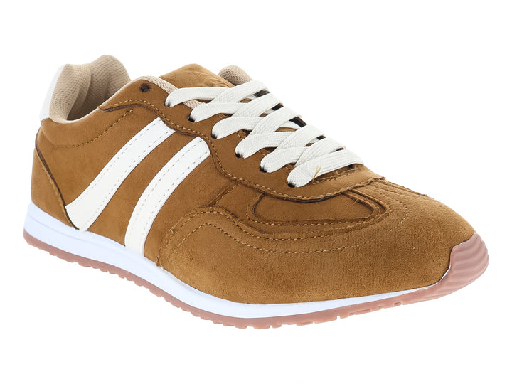 Tenis ATOK color nuez con franjas y suela blanca, diseño deportivo y casual.