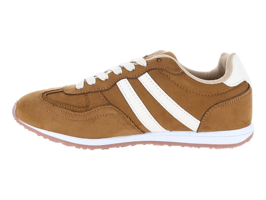 Tenis ATOK color nuez con franjas y suela blanca, diseño deportivo y casual.