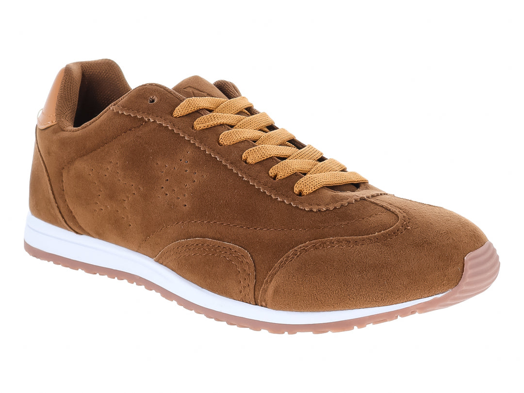 Tenis ATOK color camel con suela blanca y cordones a juego.