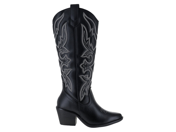 Botas vaqueras negras con detalles de bordado blanco en la caña y tacón cuadrado.