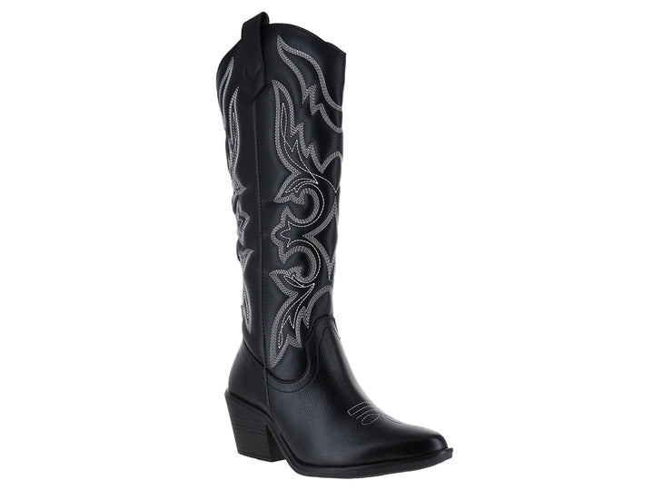 Botas vaqueras negras con detalles de bordado blanco en la caña y tacón cuadrado.
