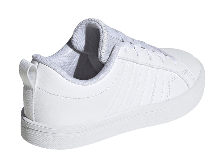 Tenis deportivos Adidas color blanco con cordones y suela blanca.