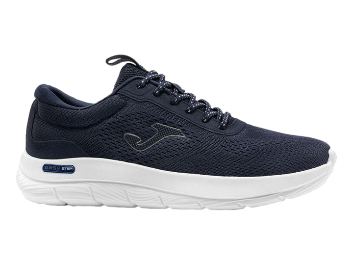 Tenis deportivos Joma en color azul marino con suela blanca y agujetas a juego.