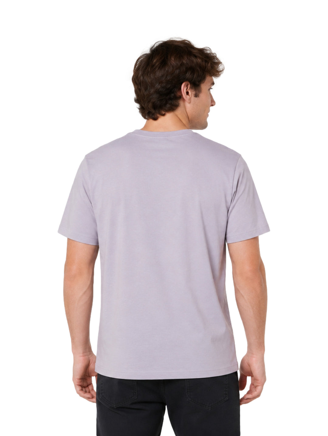 Hombre vistiendo playera Hurley color navy con gráfico circular en el pecho.