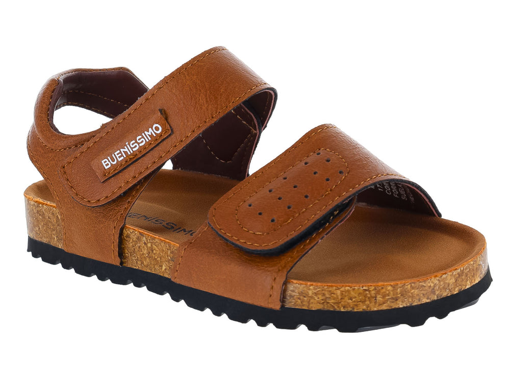Sandalias color camel para niño con tiras de velcro y suela negra.