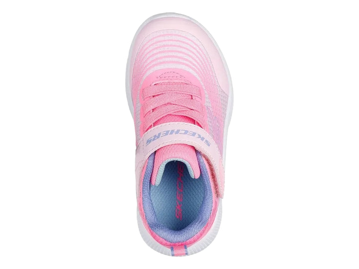 Tenis deportivos para niña de color rosa y blanco con cierre de velcro y suela blanca.