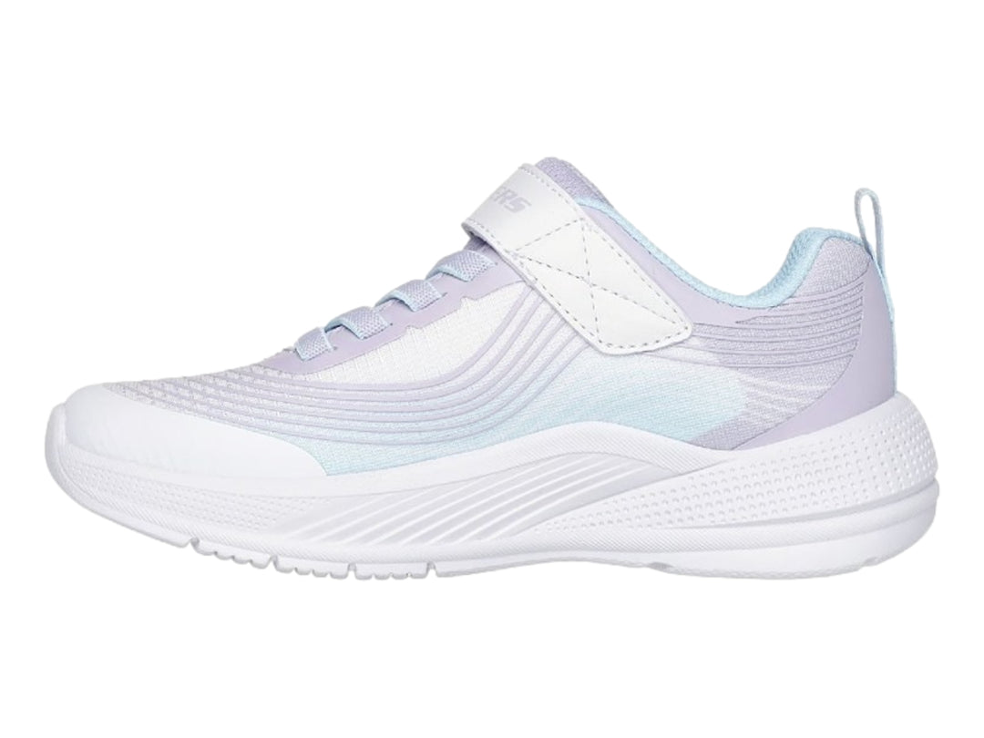 Tenis deportivos Skechers para niña en color lila y blanco con cierre de velcro.