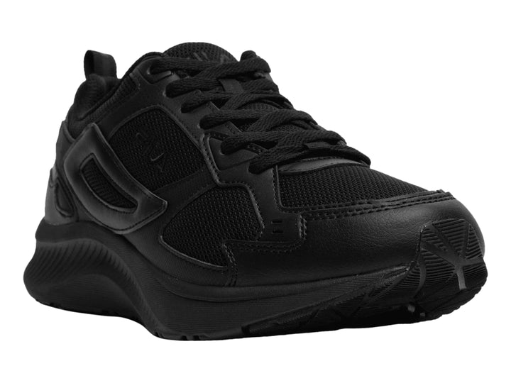 Tenis deportivos FILA color negro con suela gruesa y detalles en malla.